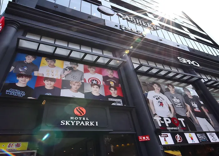 Skypark Myeongdong 1 3*