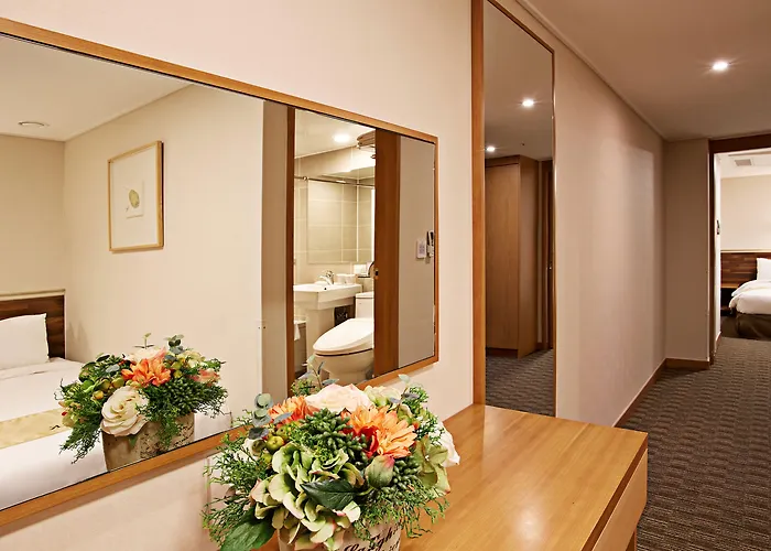 Skypark Myeongdong 1 Hotel
