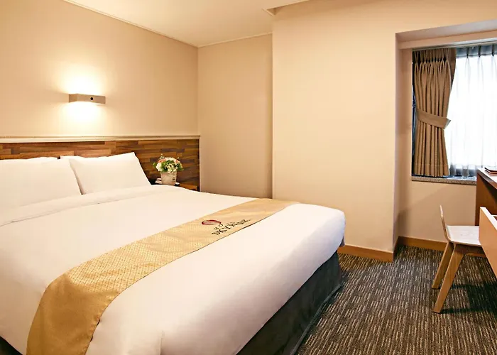 Hotel Skypark Myeongdong 1 3*